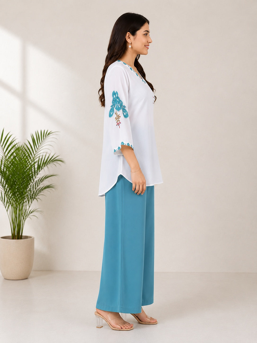 Women's Cotton Mul Floral Printed Co-Ord Set – White & Teal Blue | IshuCreation  |  Cotton Kurti